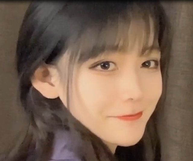 周老師：90后美女老師火出圈，和學(xué)生斗智斗勇，被指有失職業(yè)操守