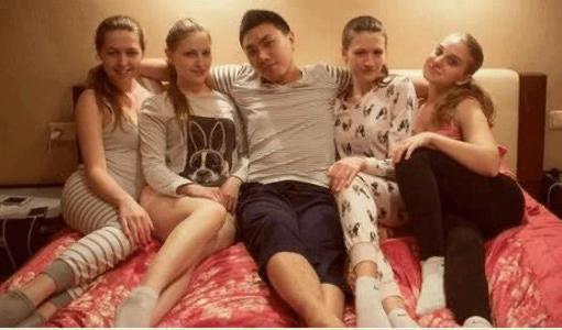 “美女窩”全世界很著名，歐美游客慕名而來(lái)，中國(guó)男人卻無(wú)法忍受