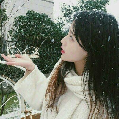 最新唯美好看的女生微信頭像