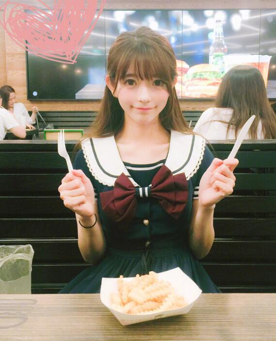 韓國第一美少女yurisaMG斗魚直播首秀 網友一致評論這顏值過關了