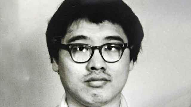 華裔學生癡戀高中女老師，15年后將她綁架，囚禁侵犯整整53天