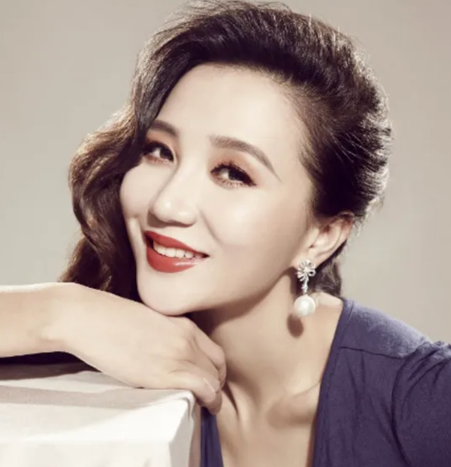 “情史干凈”的8位性感女星，不濫情，不炒作，每一個都堪稱清流