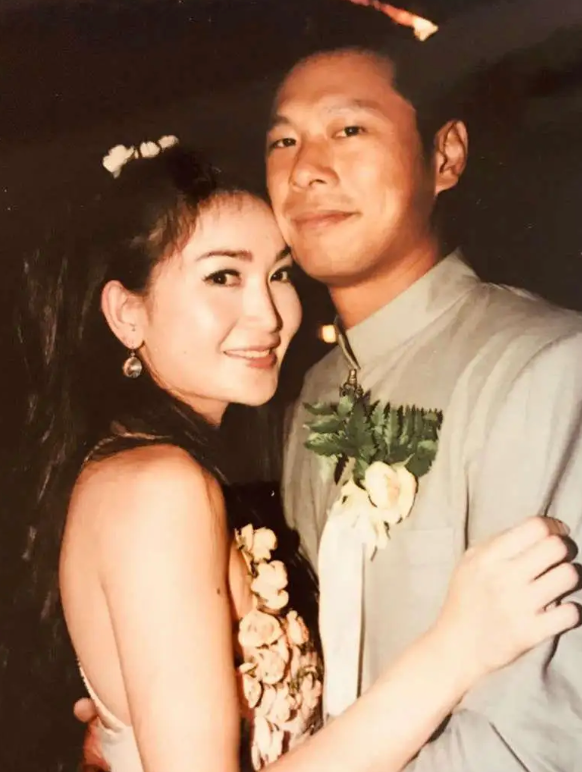 “情史干凈”的8位性感女星，不濫情，不炒作，每一個都堪稱清流