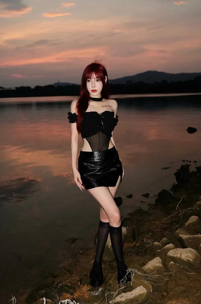 性感美女清純美女美女壁紙網(wǎng)紅頭像女生頭像少婦名媛富家女少女