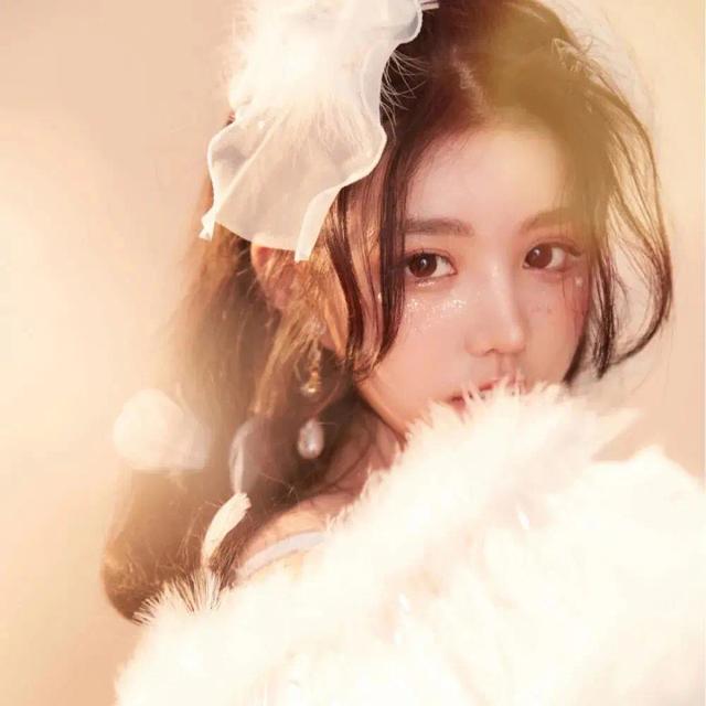 一些甜美又有仙氣的真人女生頭像