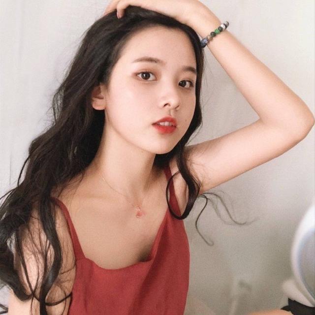 一些甜美又有仙氣的真人女生頭像