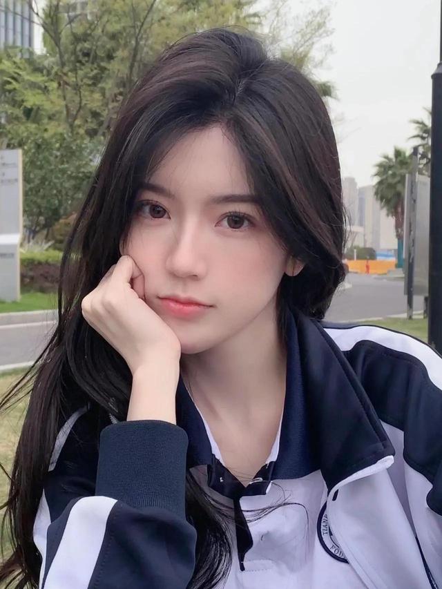 美好的不是女孩，而是18歲 (校花合集)