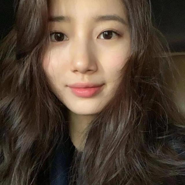高清美女頭像｜該換頭像了