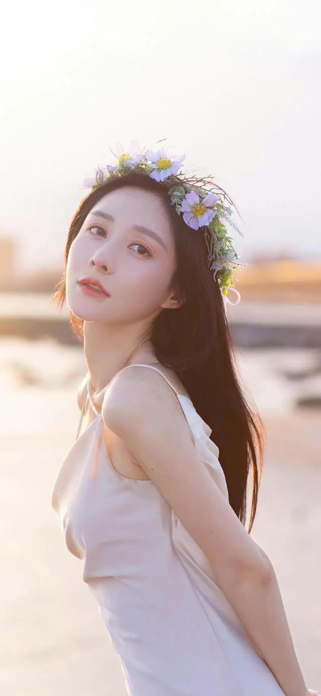 網(wǎng)絡(luò)顏值美女壁紙‖哇嗚，美女姐姐