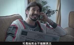 美女脫衣服(從抗拒反抗到主動脫衣，她一步步滑向情感的泥潭)