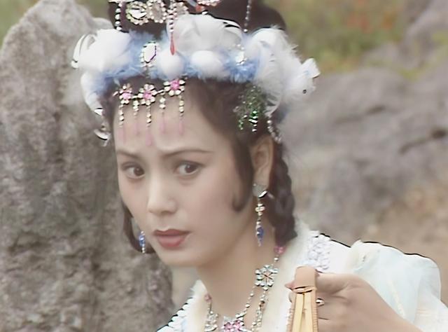《西游記》中顏值最高的八位女妖，有兩位是狐貍變化而成的