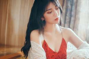 我的美女總裁老婆txt(小說：他是妻子眼中的窩囊廢，那天看到女總裁跪地求他，妻子傻眼)