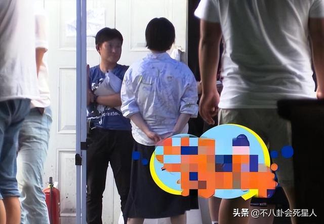 看臉絕美,身材卻干癟,排骨胸,五五分,這10位女星太可惜了
