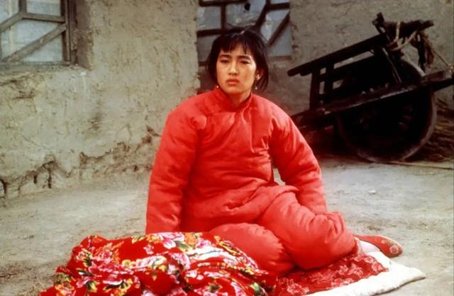 明明都是演農村婦女,把趙麗穎和這5位演員放在一起,高下立現