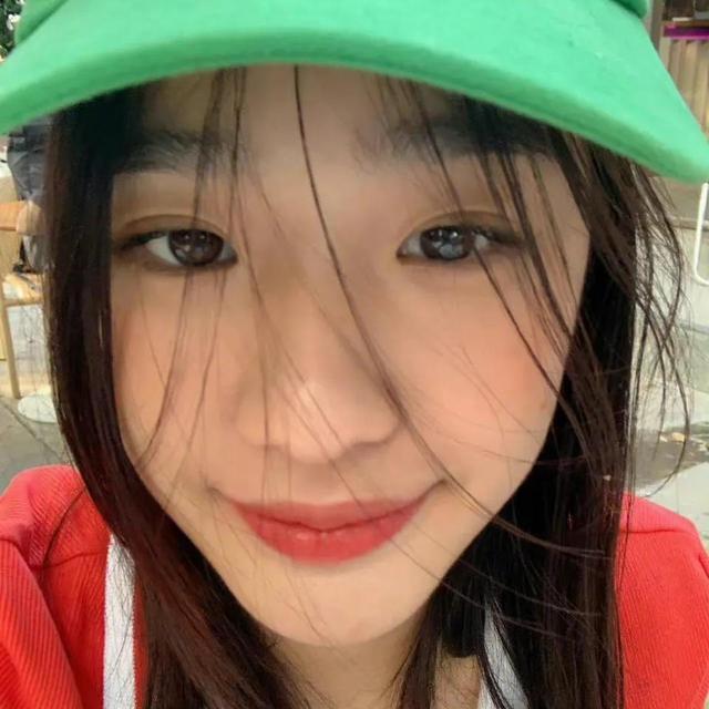 高清美女頭像｜該換頭像了
