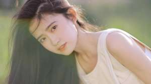 氧氣美女(極品氧氣美女清純陽光室外寫真)