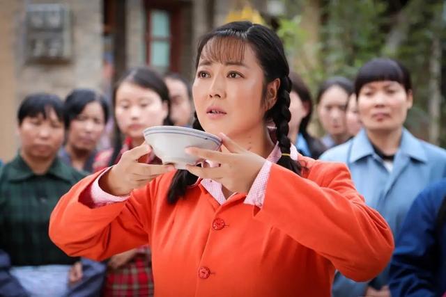 明明都是演農村婦女,把趙麗穎和這5位演員放在一起,高下立現