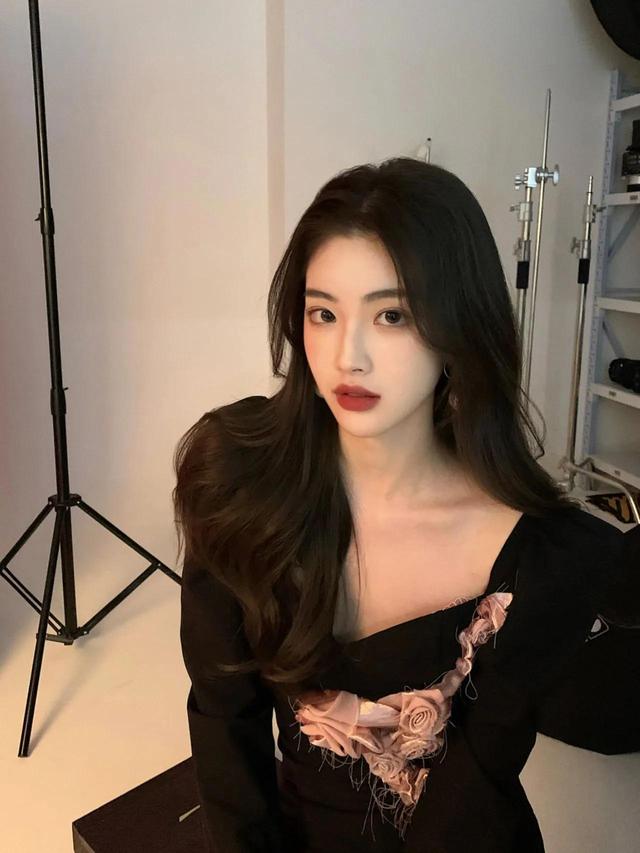 美好的不是女孩，而是18歲 (校花合集)