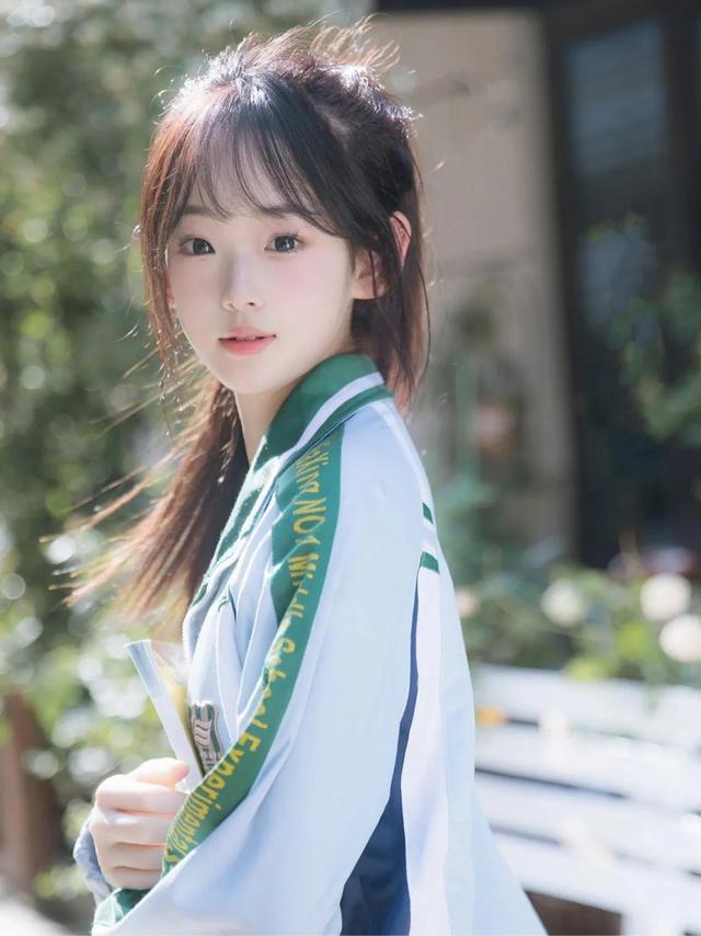 美好的不是女孩，而是18歲 (校花合集)