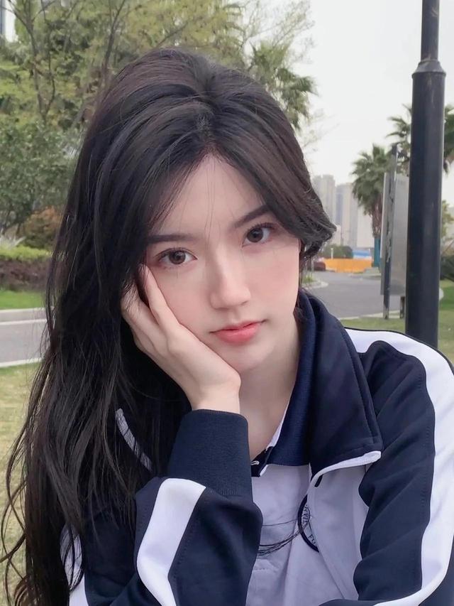 美好的不是女孩，而是18歲 (校花合集)