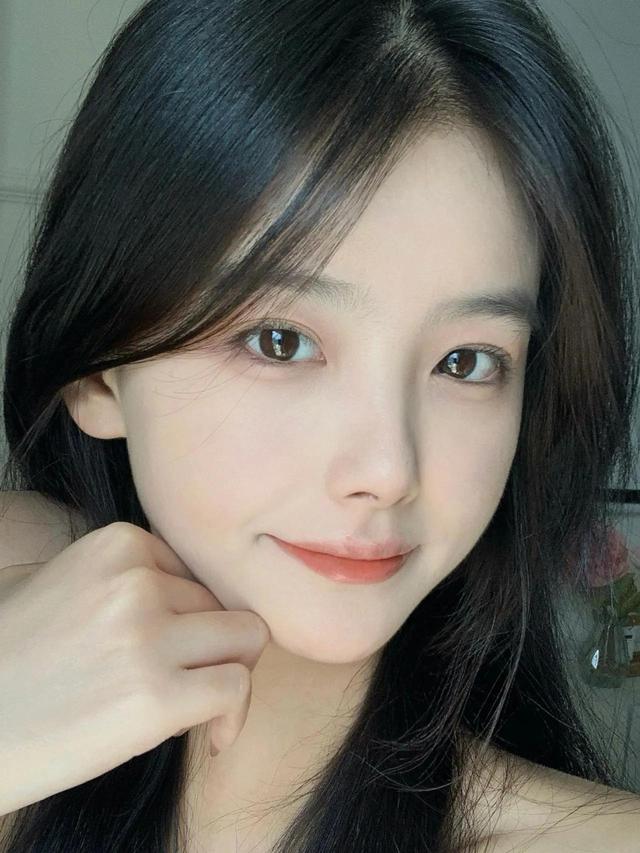 美好的不是女孩，而是18歲 (校花合集)
