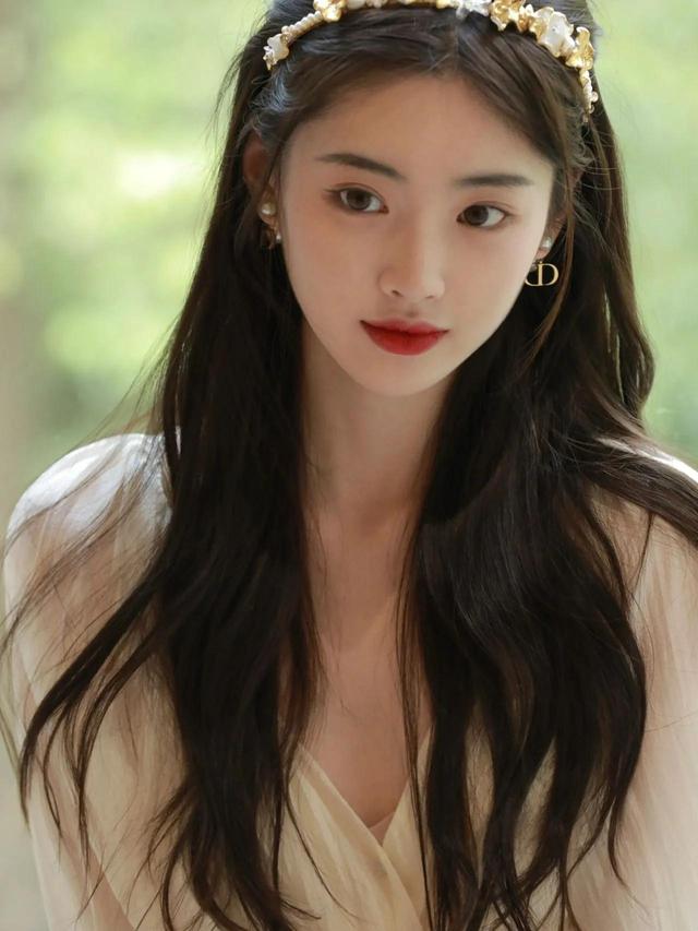 美好的不是女孩，而是18歲 (校花合集)