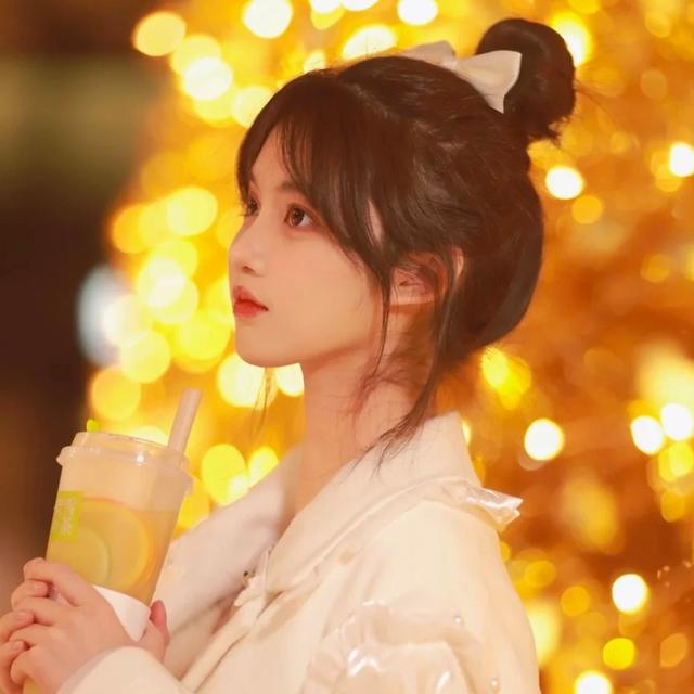 圣誕氣氛美女女頭高清頭像圖