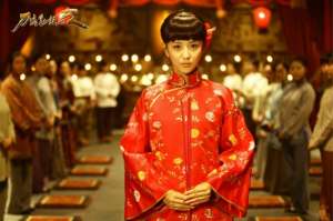 刀客家的女人(《刀客家族的女人》開(kāi)播 佟麗婭告別花旦挑戰(zhàn)“虎娘”)