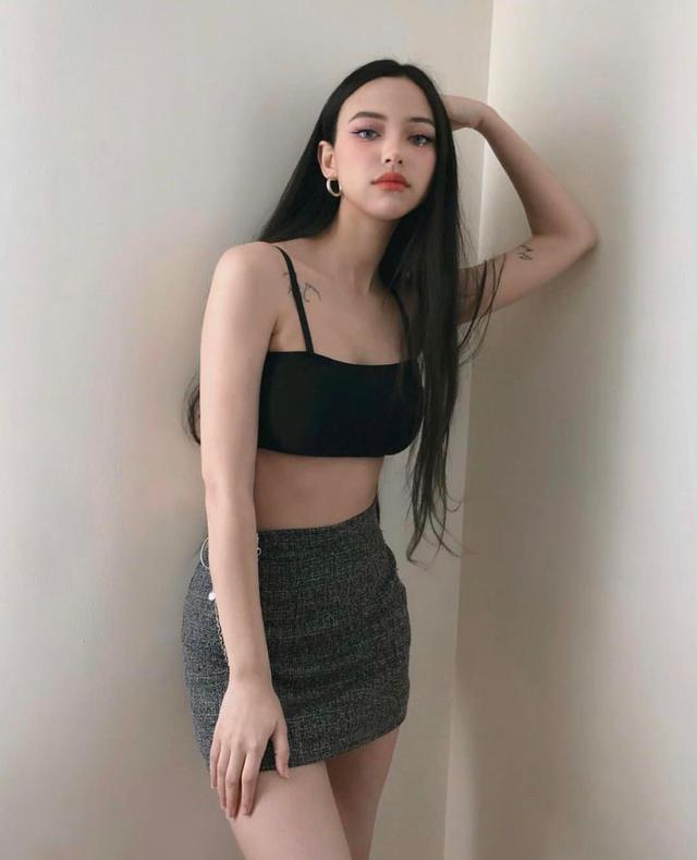 00后雙胞胎姐妹身材太惹火,收割千萬直男!網友:真心扛不住...
