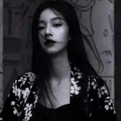 好看潮流女生頭像霸氣獨一無二