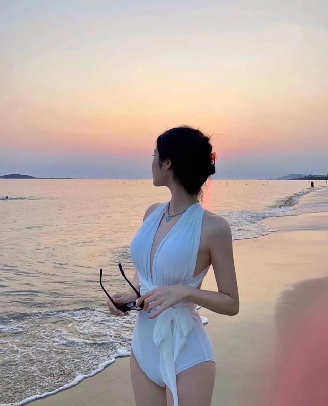 美女泳裝秀照片合集一