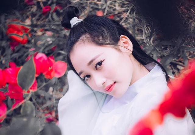 小說：男人狼心狗肺，為攀附皇帝面前的大紅人，居然要甩了未婚妻