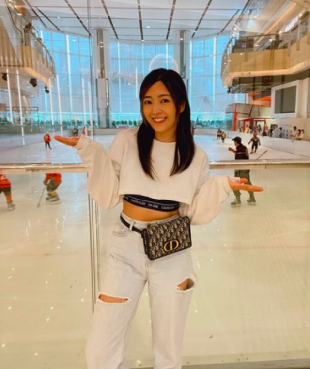 29歲女星曝娛樂圈潛規(guī)則！醉酒后慘遭老板抓進(jìn)房，被摁住行為猖狂