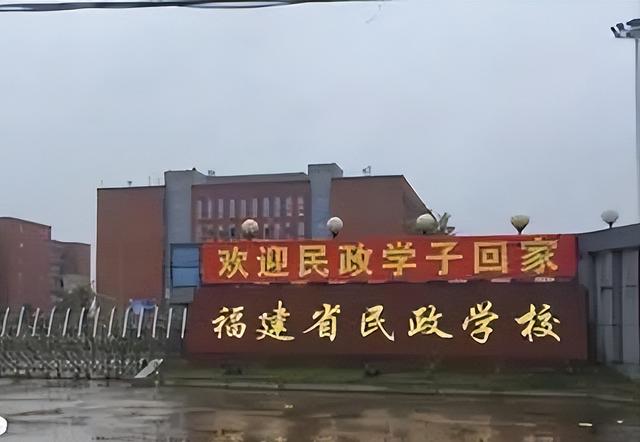 上海85后美女入殮師吳津娜:服務過75000具尸體,從不參加婚禮