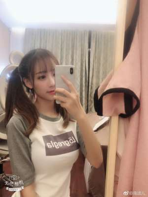 美女福利(美女主播南波兒深夜發福利 這個身材也太好了)