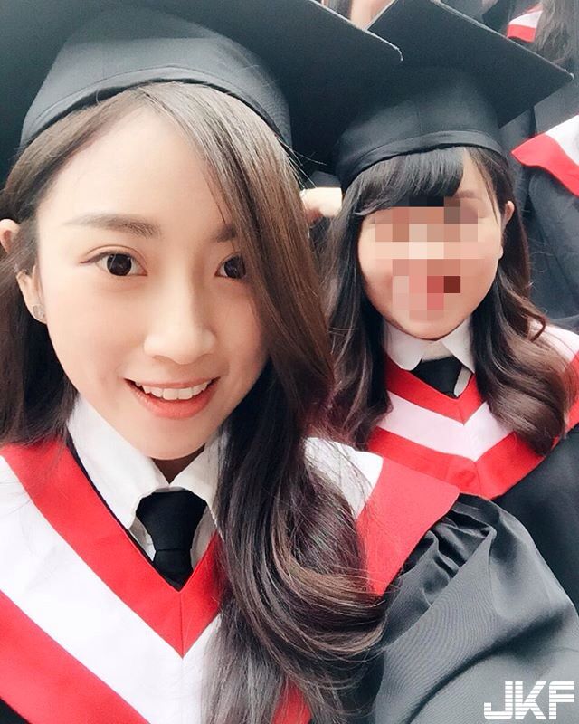 黑熘熘長發清純正妹我愛你的貓也愛妳
