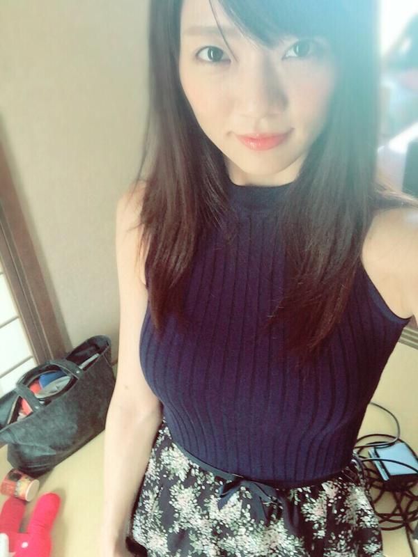 平冢奈菜波濤洶涌的私房照誘惑寫真圖