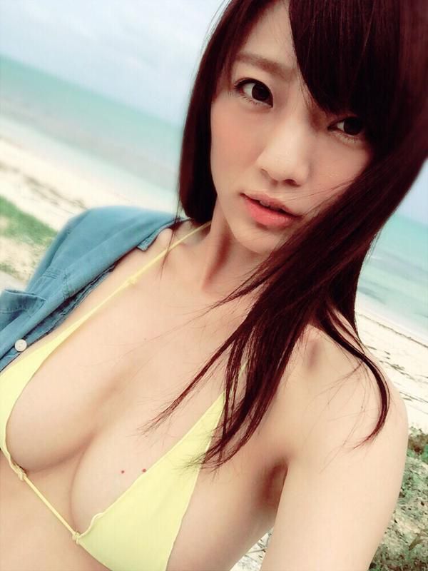 平冢奈菜波濤洶涌的私房照誘惑寫真圖