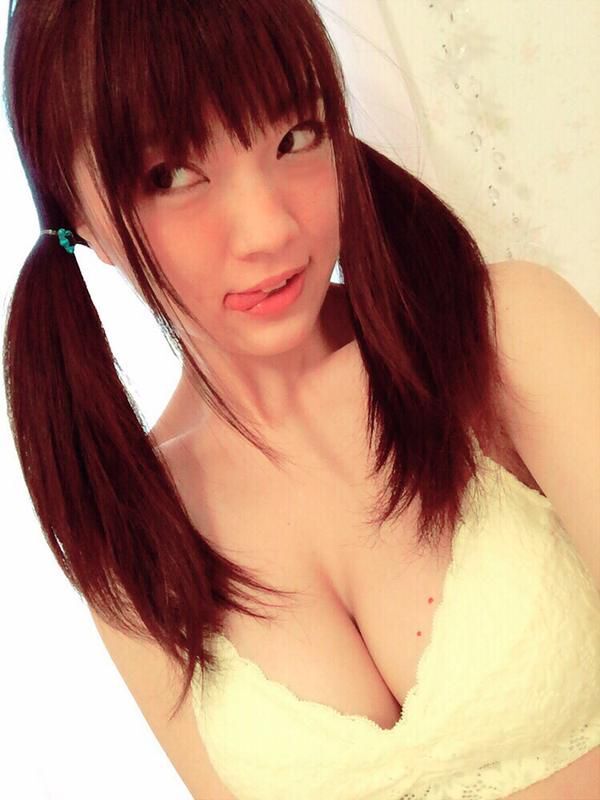 平冢奈菜波濤洶涌的私房照誘惑寫真圖