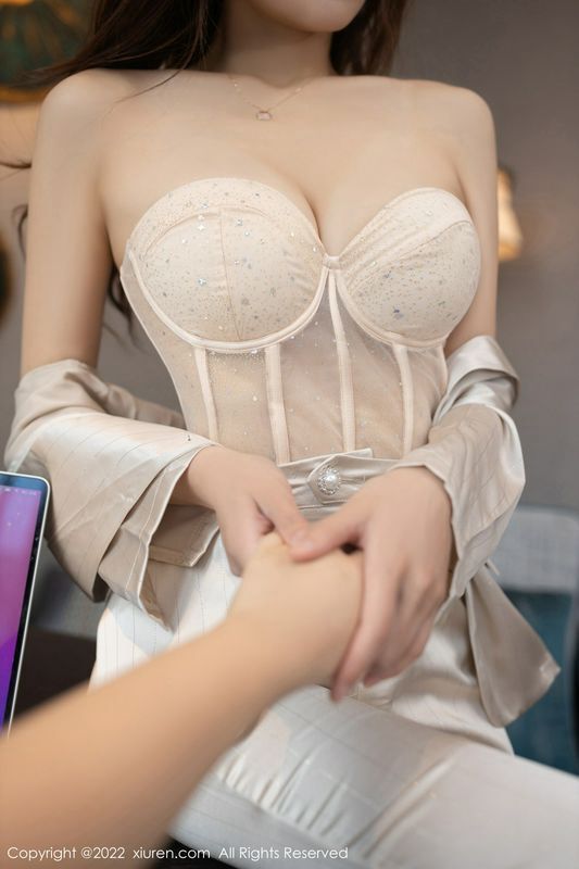 【圖文】女同事請(qǐng)到家里