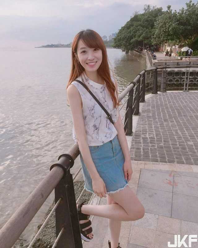 【圖文】暴力虐待-性感制服店員的倉庫輪奸