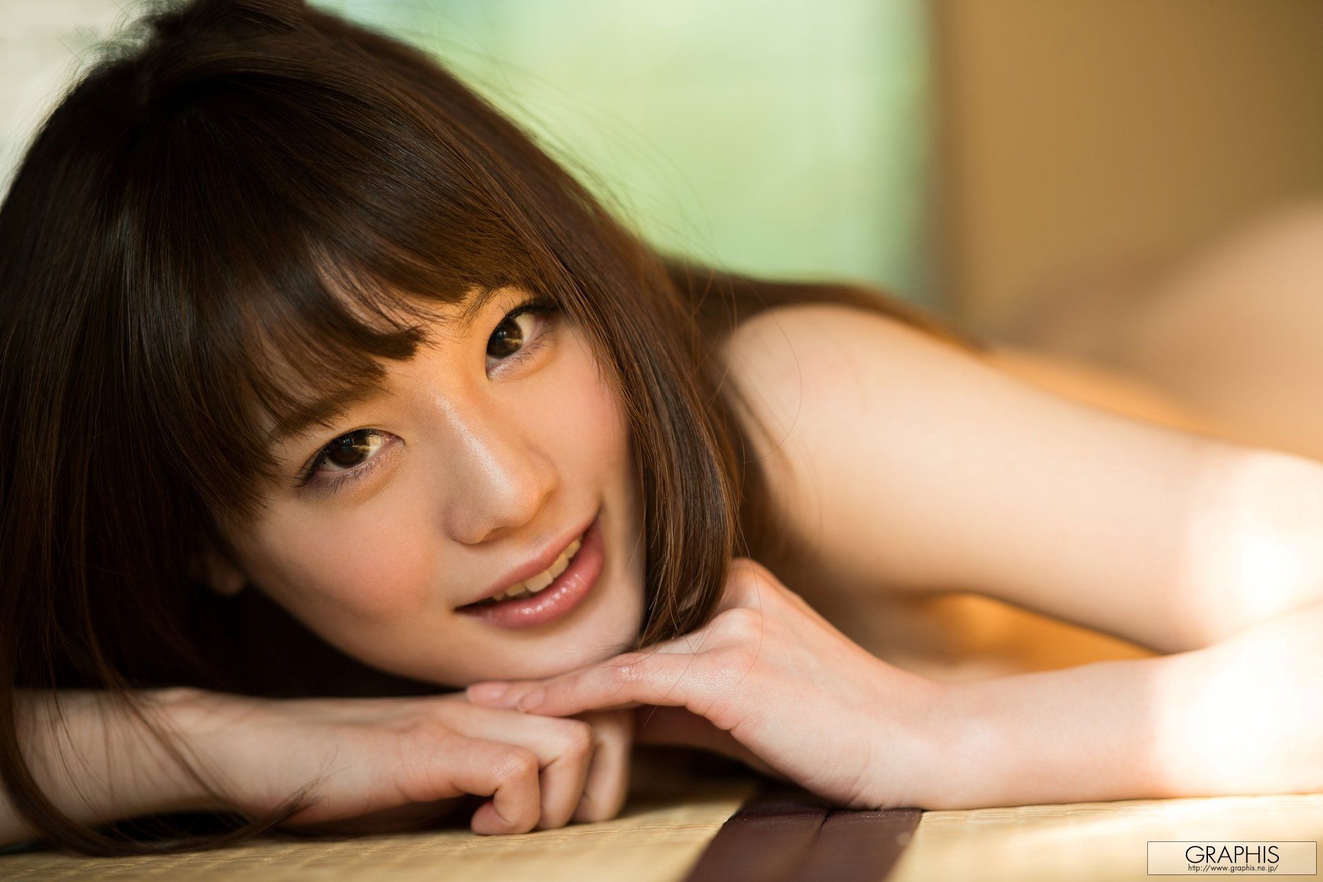清純美女居家誘惑