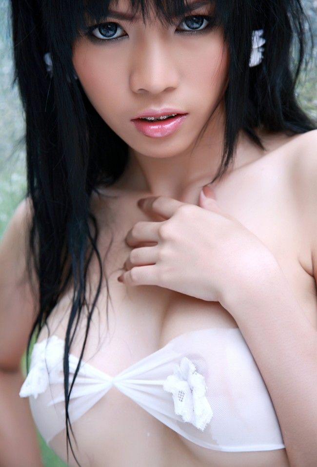 性感美女濕身誘惑