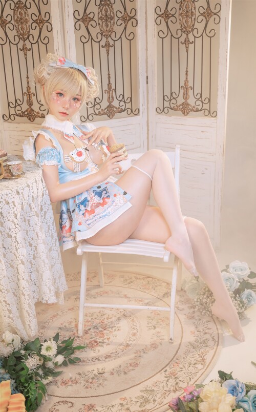爆機少女喵小吉 - 小吉の秘密お茶會