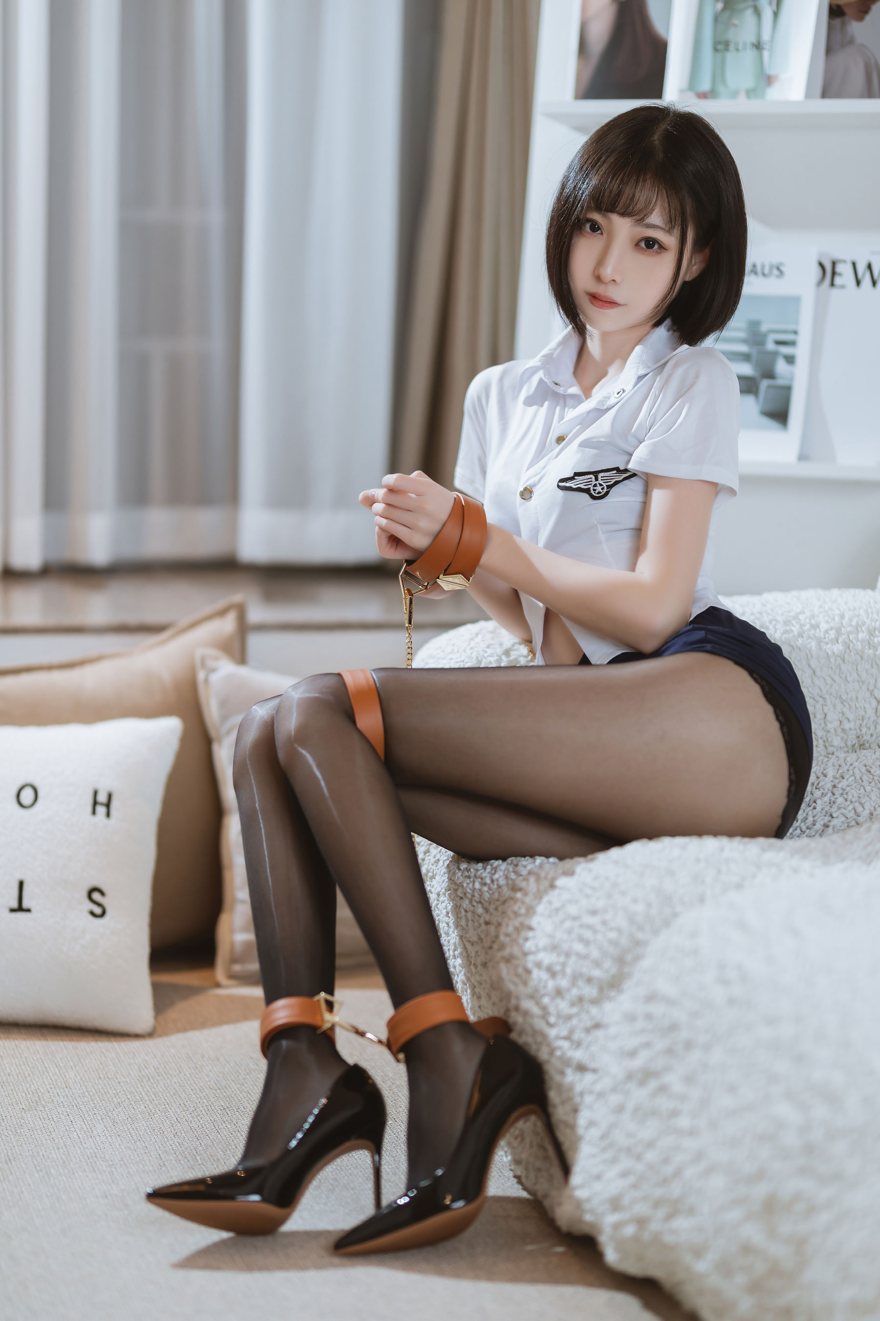 黑絲高跟