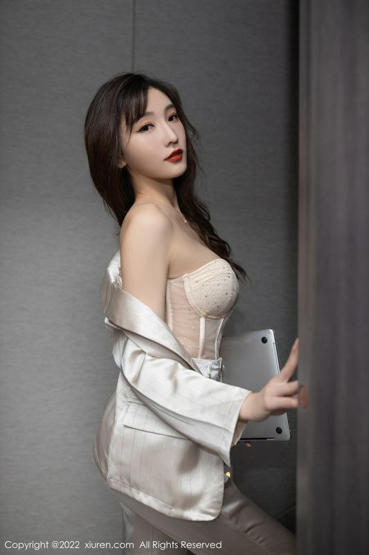 美女民工與鋤頭_【2023年7月更新】