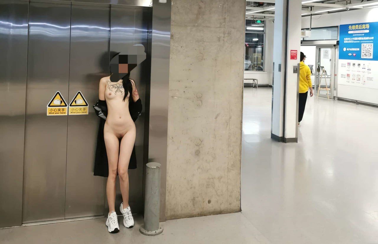 各類美女露臉反差 2023081701