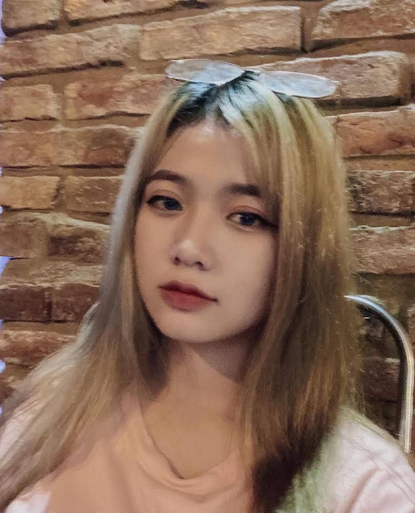 露臉美女 20230818