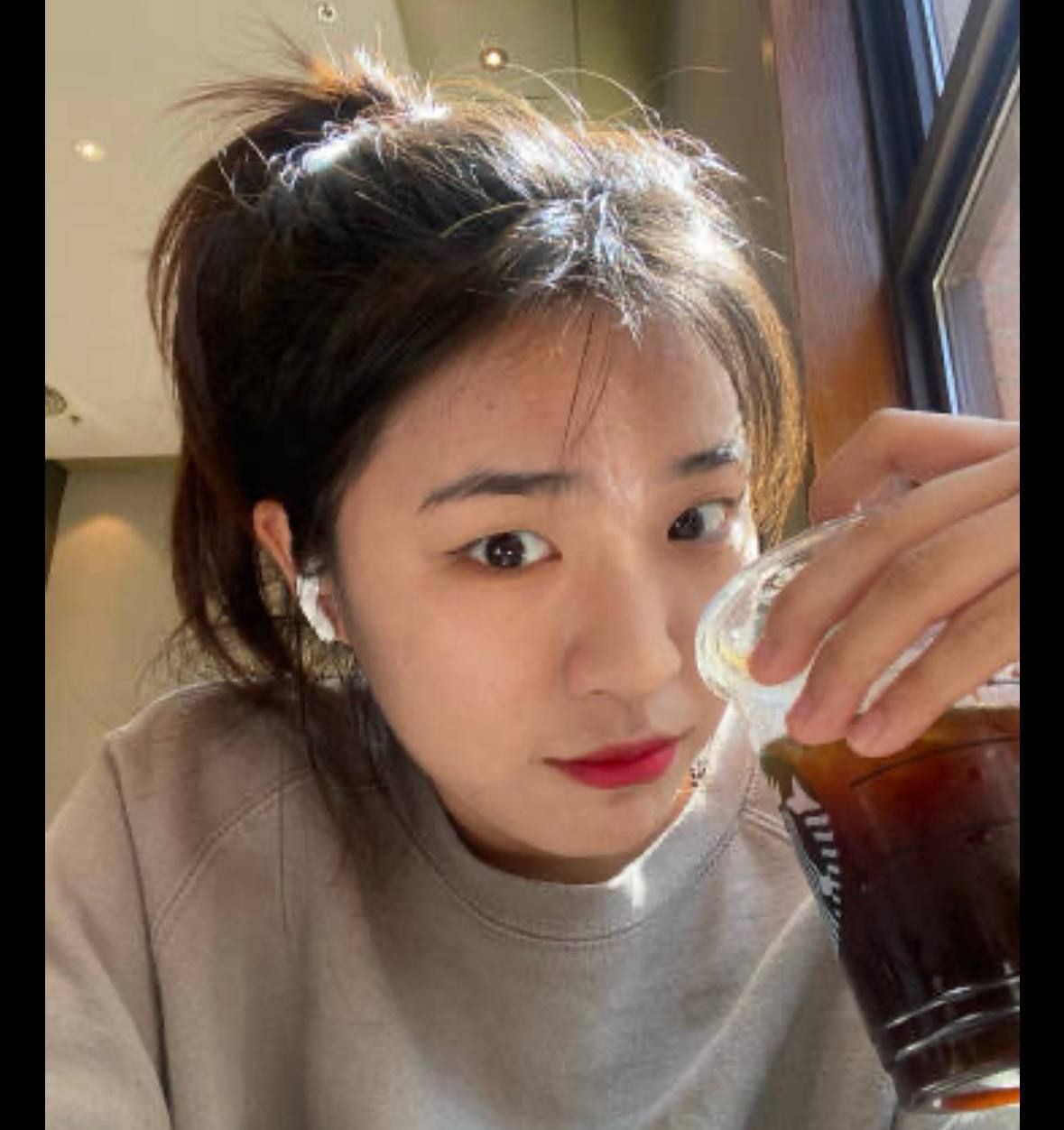 各類露臉反差美女圖片 2023082001