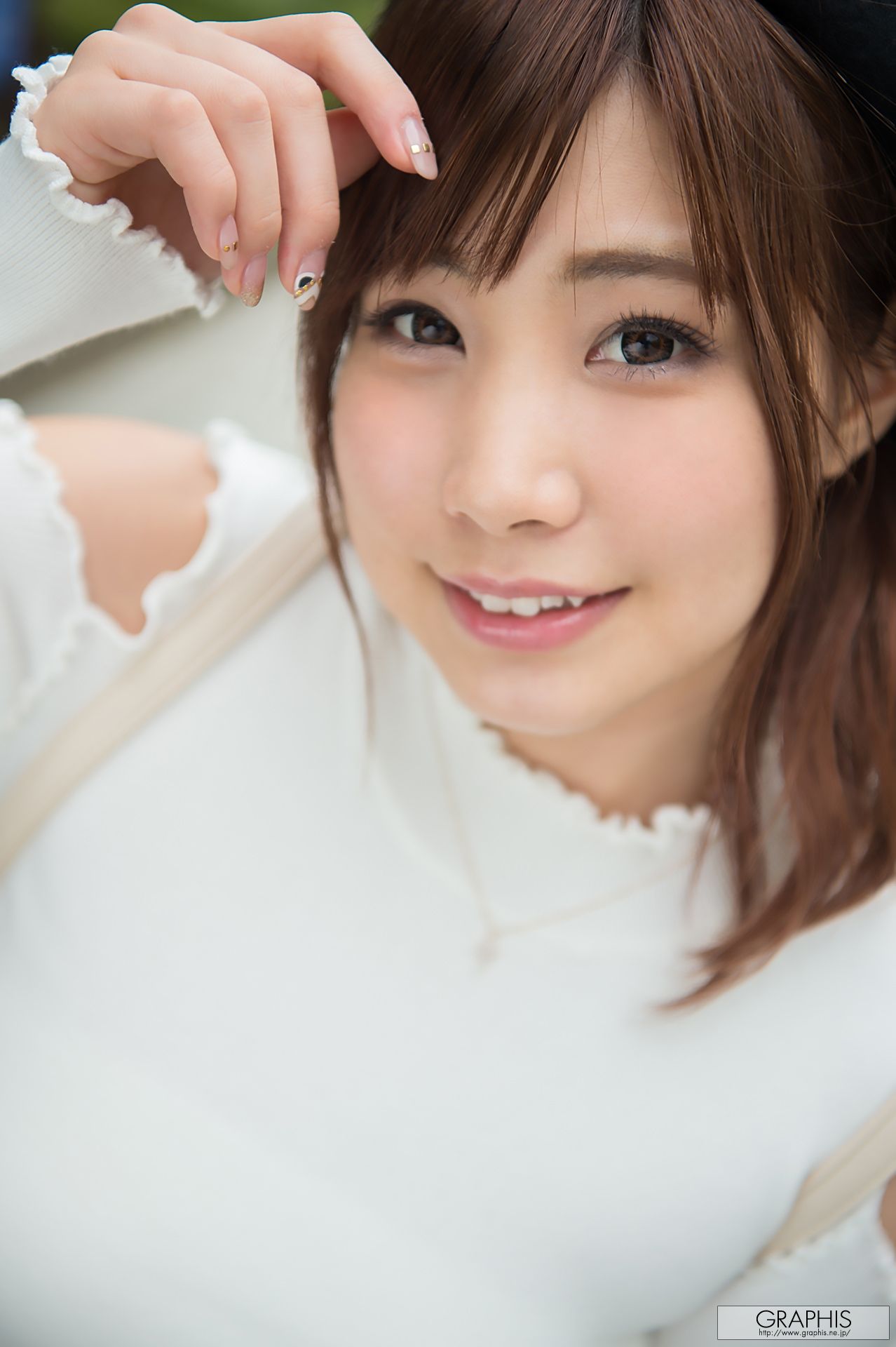 精致的臉蛋讓人動容